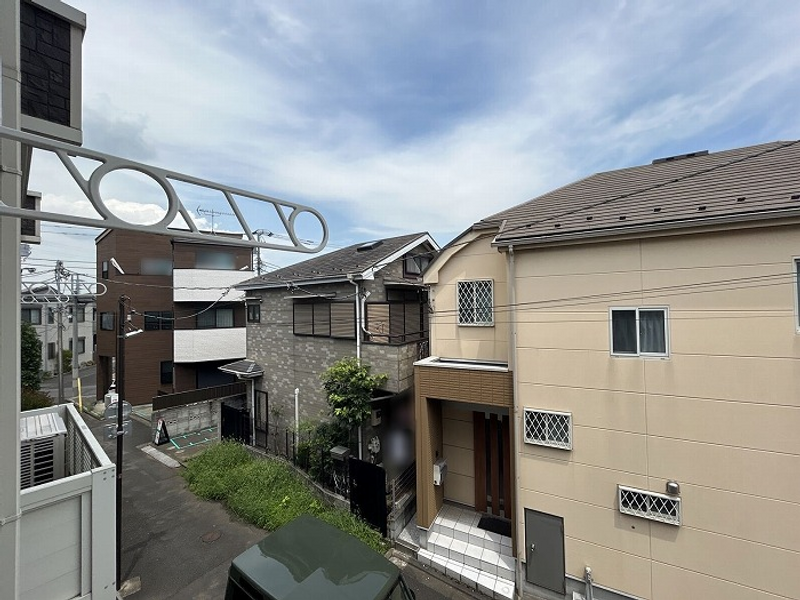 LEONEXT Brown Heights View