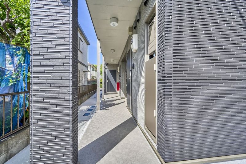 ArLk Au Soleil Entrance