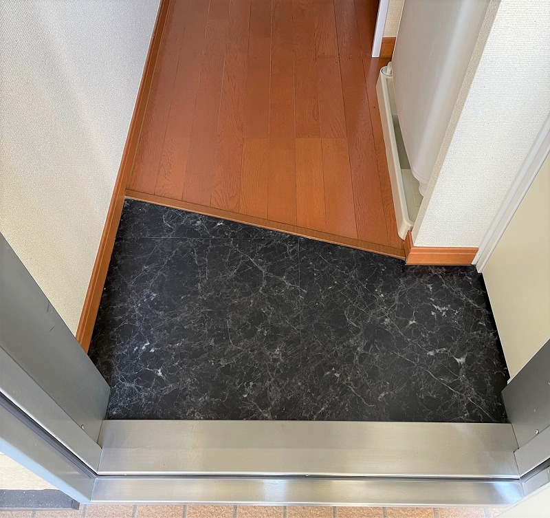 レオパレスエル　リーオ 玄関