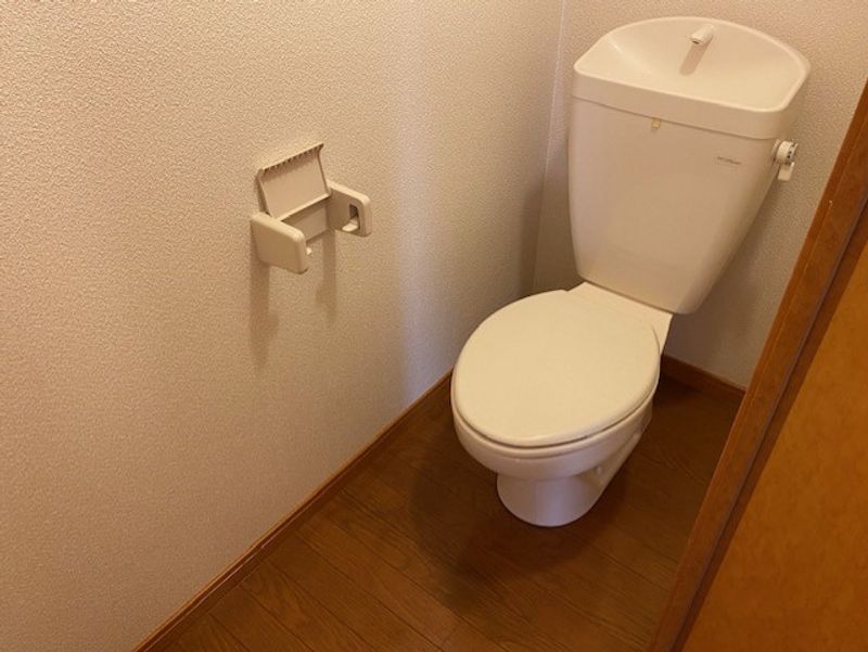 レオパレスＫＯＳＥＮ トイレ