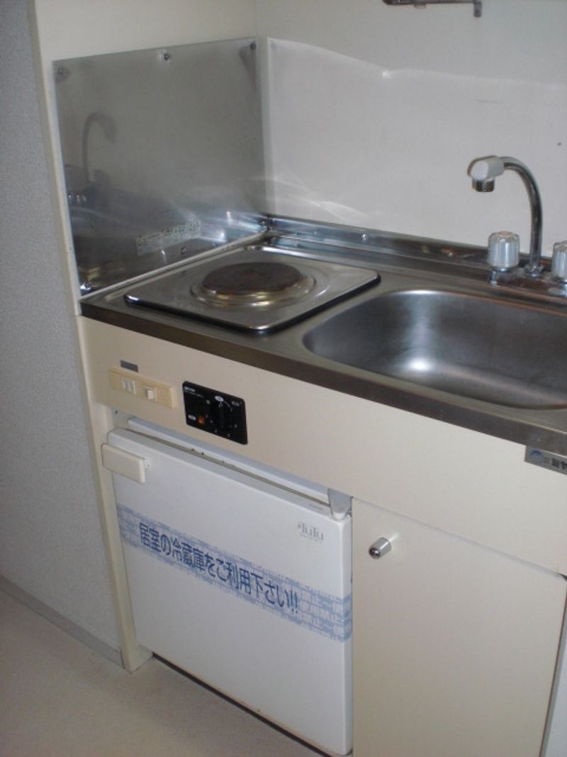 レオパレス小比企 キッチン