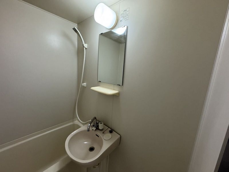 レオパレスニスモ 洗面台