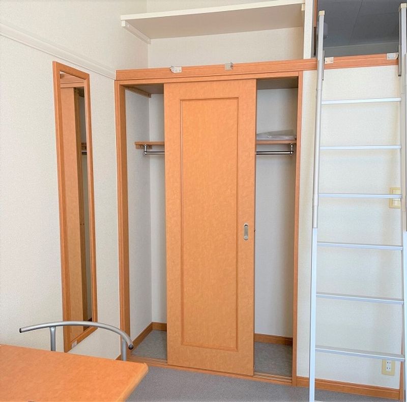 レオパレス南流山 収納