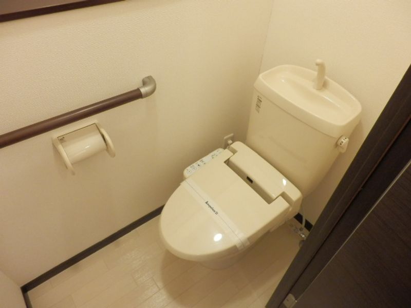 レオネクスト１８番館 トイレ