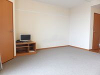 レオパレスボヌールパレ 居間