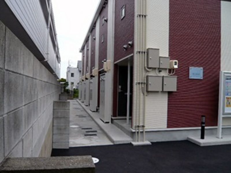 レオネクストサン　さいの木 玄関
