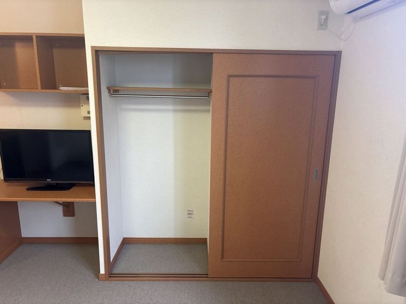レオパレス宮代庭苑　Ⅱ 収納