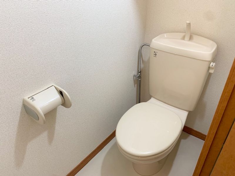 レオパレスエスポワール堀の内 トイレ