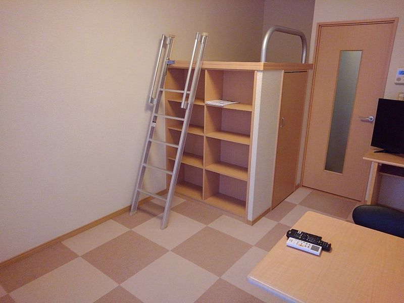 レオパレスエトワール　栗林 寝室