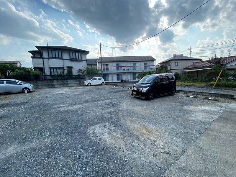 レオパレスパークサイドメゾンⅡ 駐車場