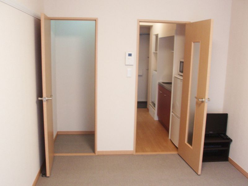 leopalace Lake Side Musashi Urawa Living room