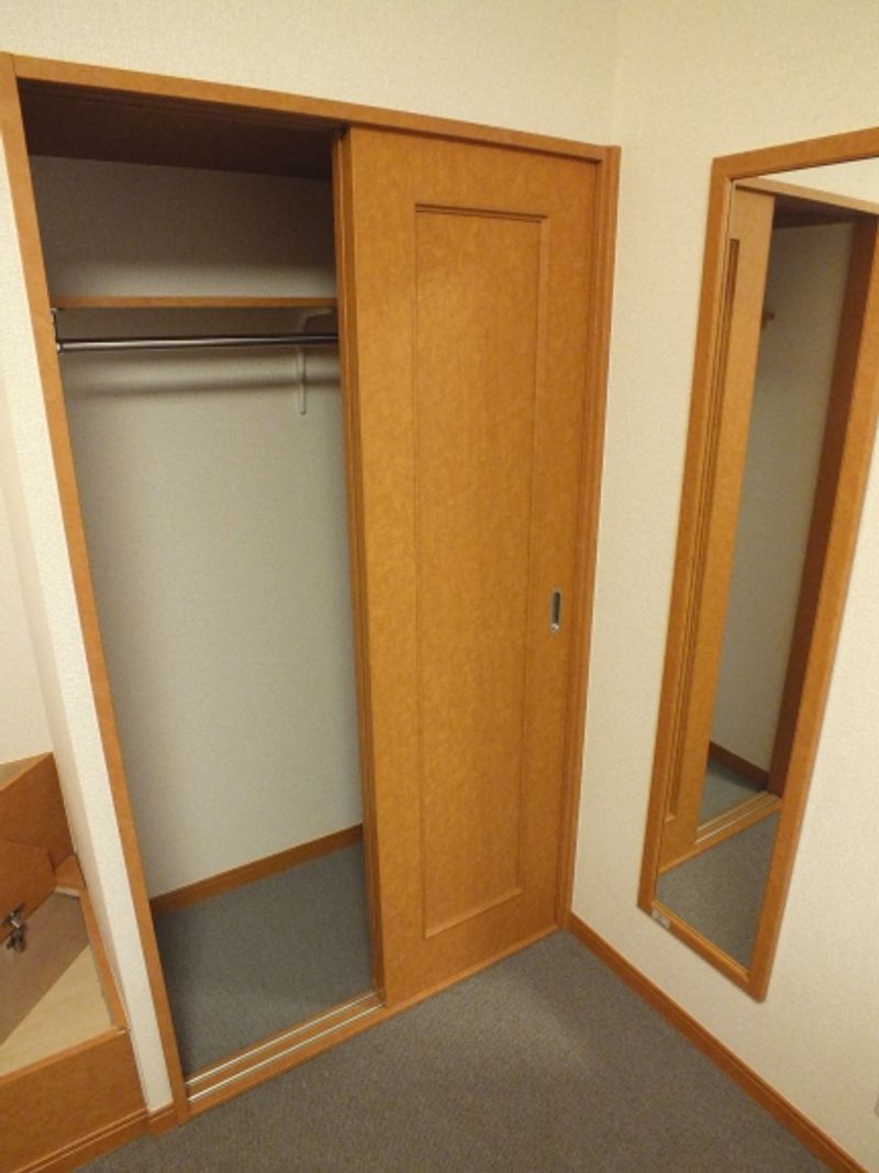 レオパレスソレーユ 収納