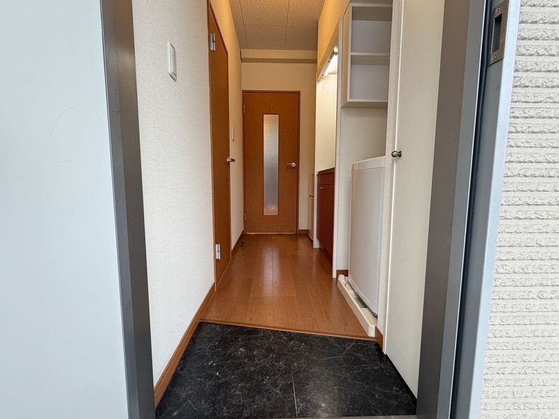 レオパレス池州町 玄関