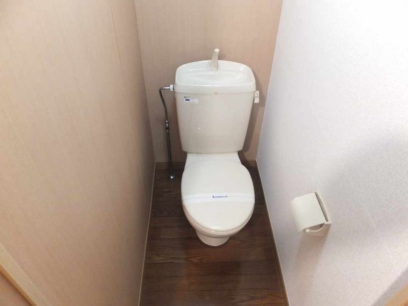 レオパレス湘南２１ トイレ